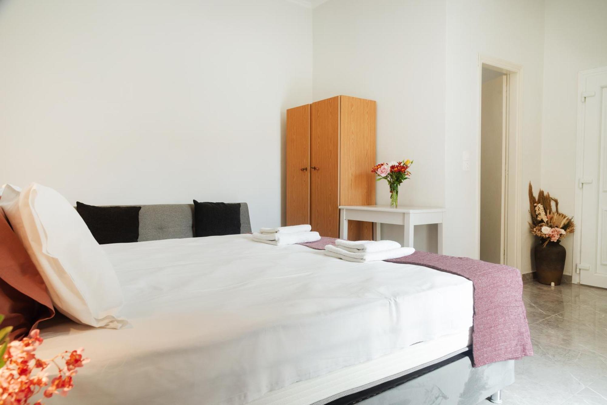 Kates Apartments Kávos Dış mekan fotoğraf