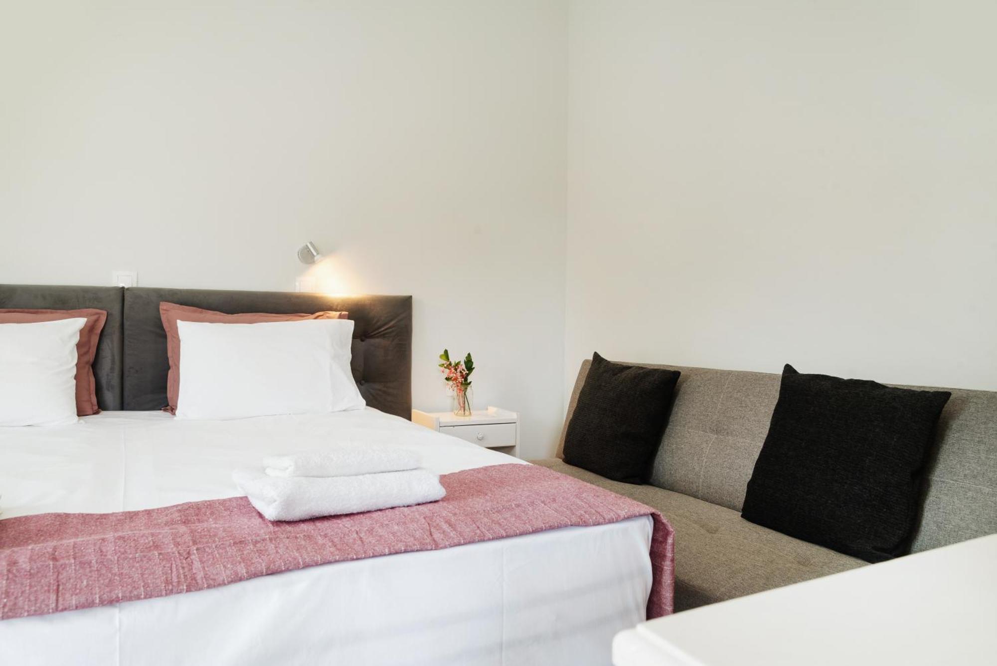 Kates Apartments Kávos Dış mekan fotoğraf