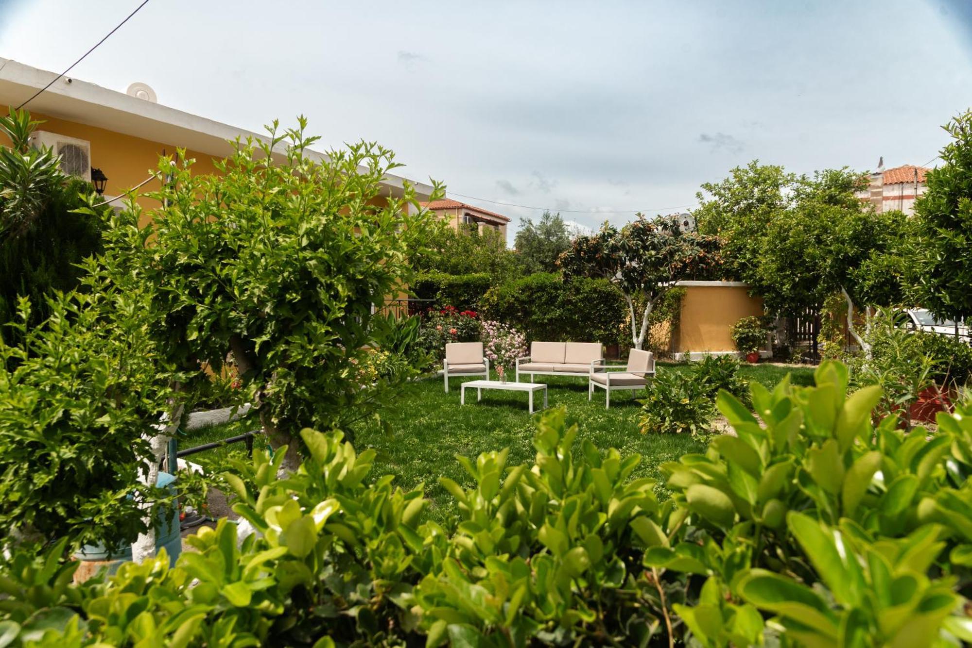 Kates Apartments Kávos Dış mekan fotoğraf